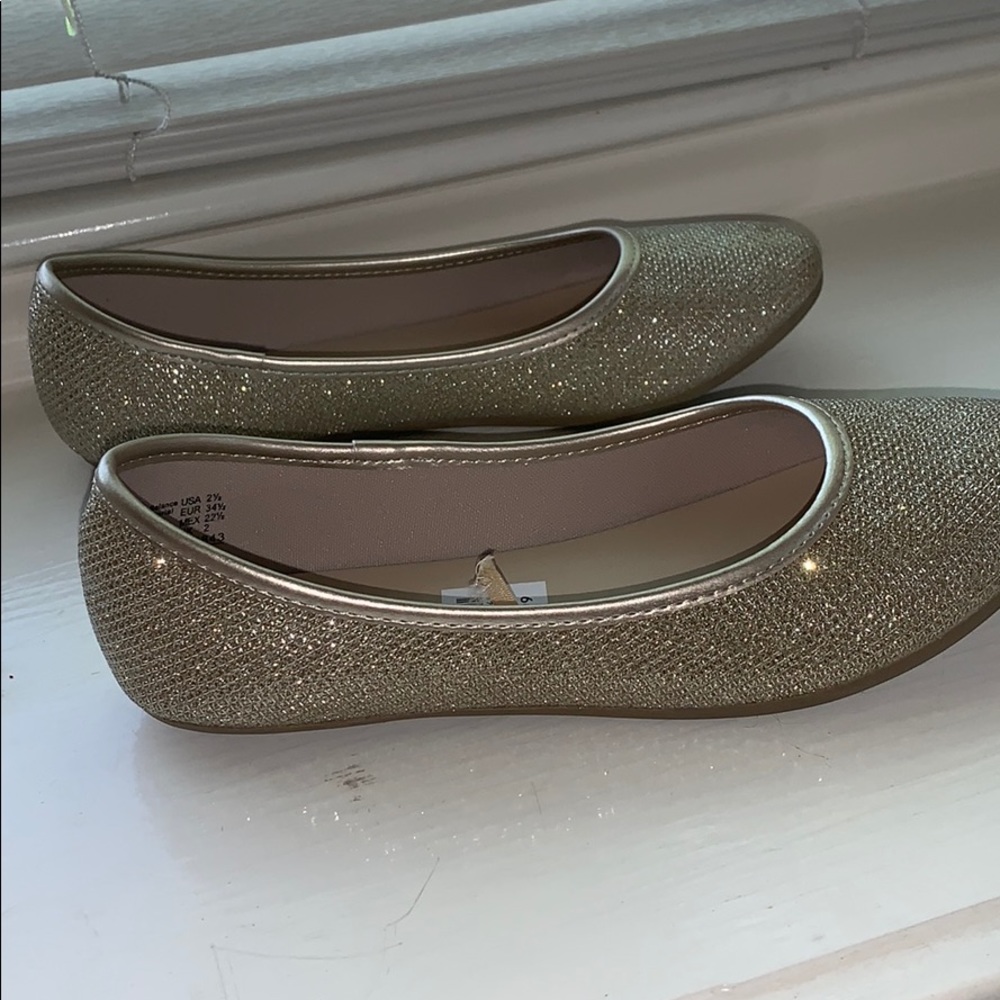 Girls dress shoes
